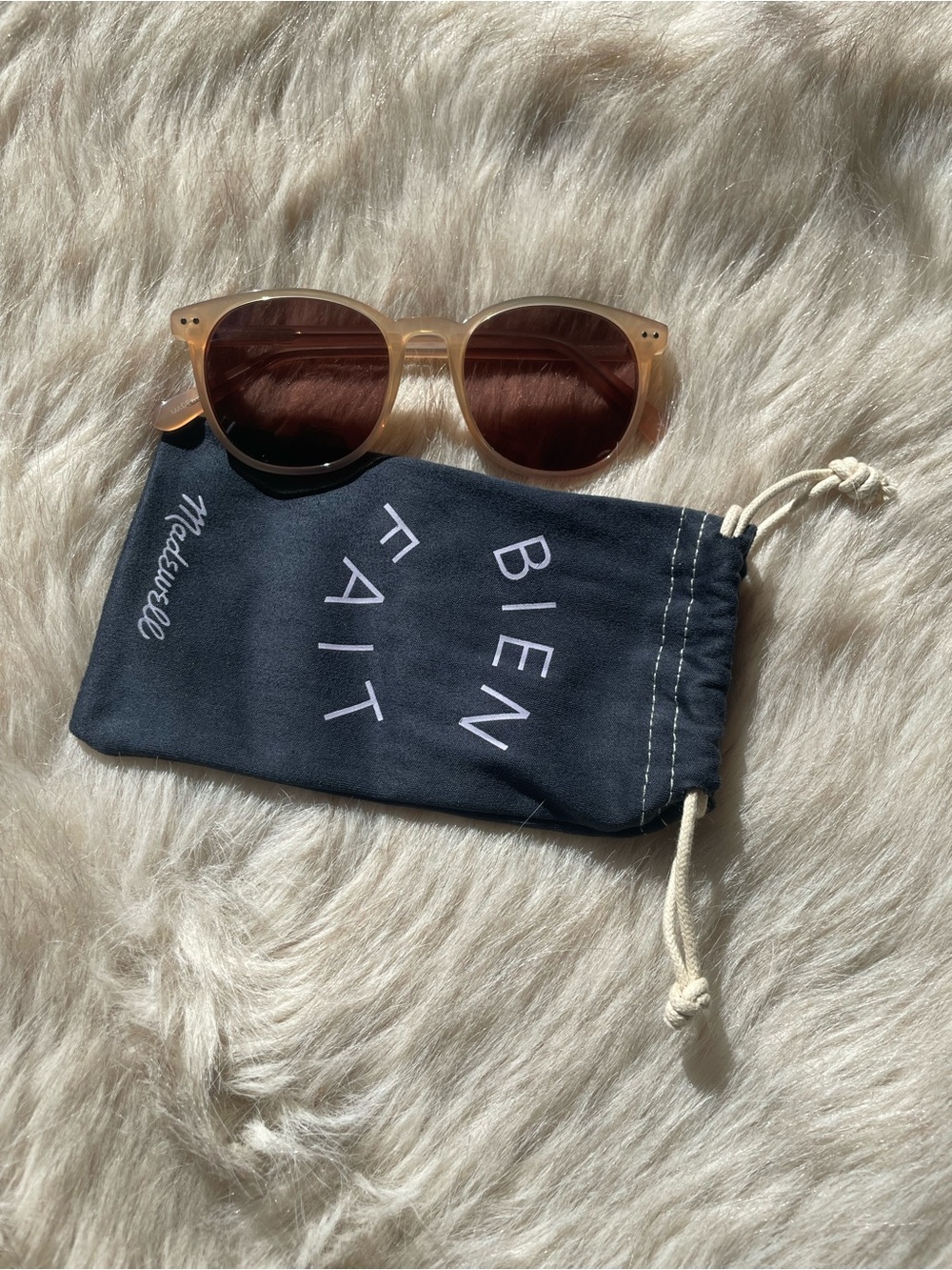 Madewell Blush Sunglasses w/ Duster